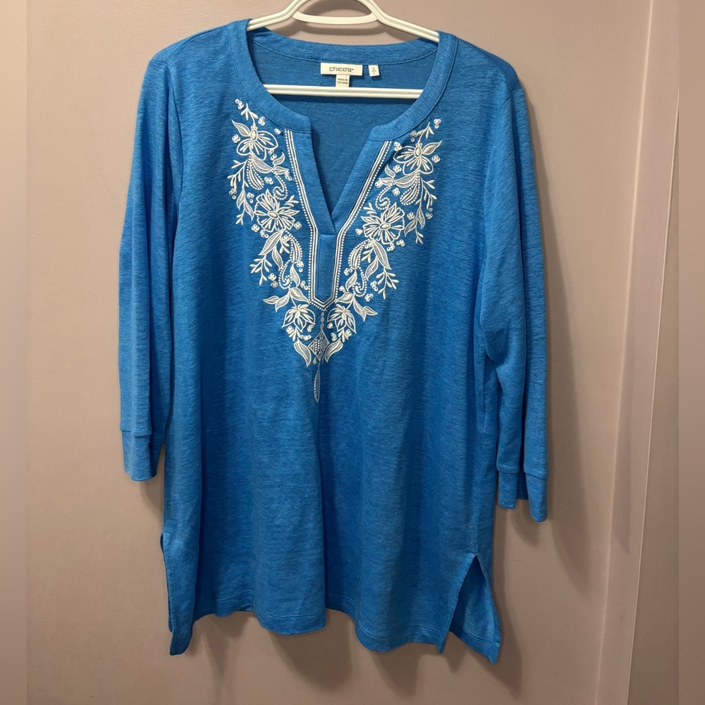 Chico’s Blue Linen Embroidered Tunic Blouse White Floral Size Large